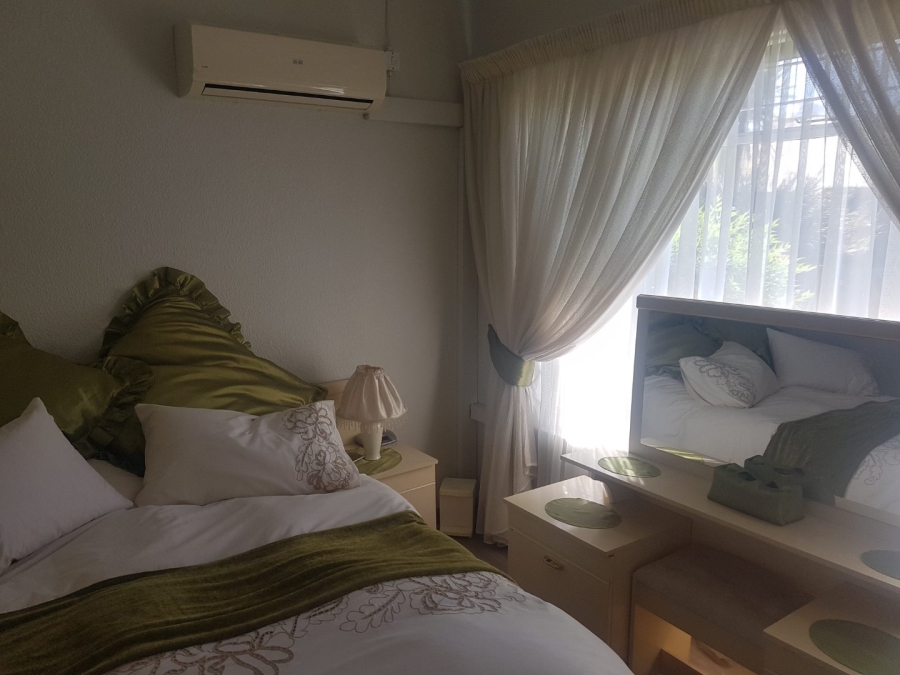 2 Bedroom Property for Sale in Flimieda North West